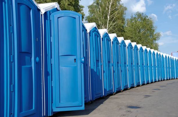 Best Portable restroom trailer rental  in Oberlin, KS